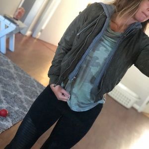 Hooded bomber jacket